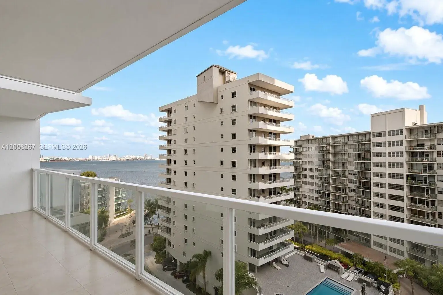 218 SE 14th St # 1203, Miami FL 33131