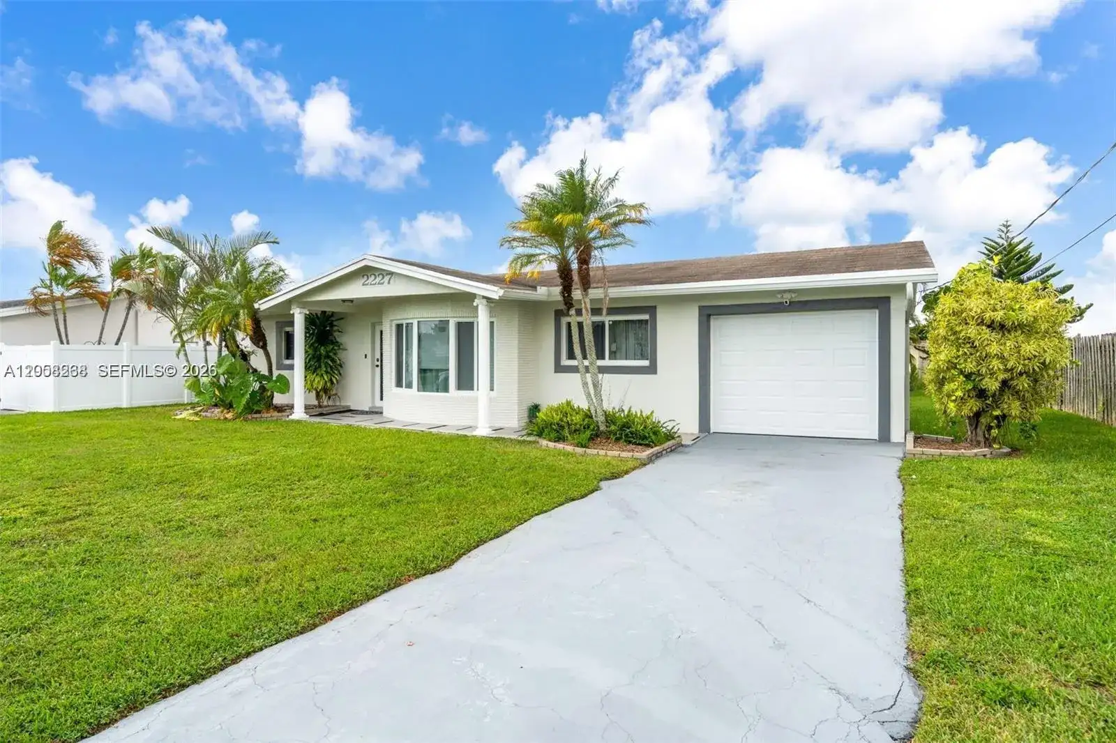 2227 NW 65th Ave, Margate FL 33063 photo 2