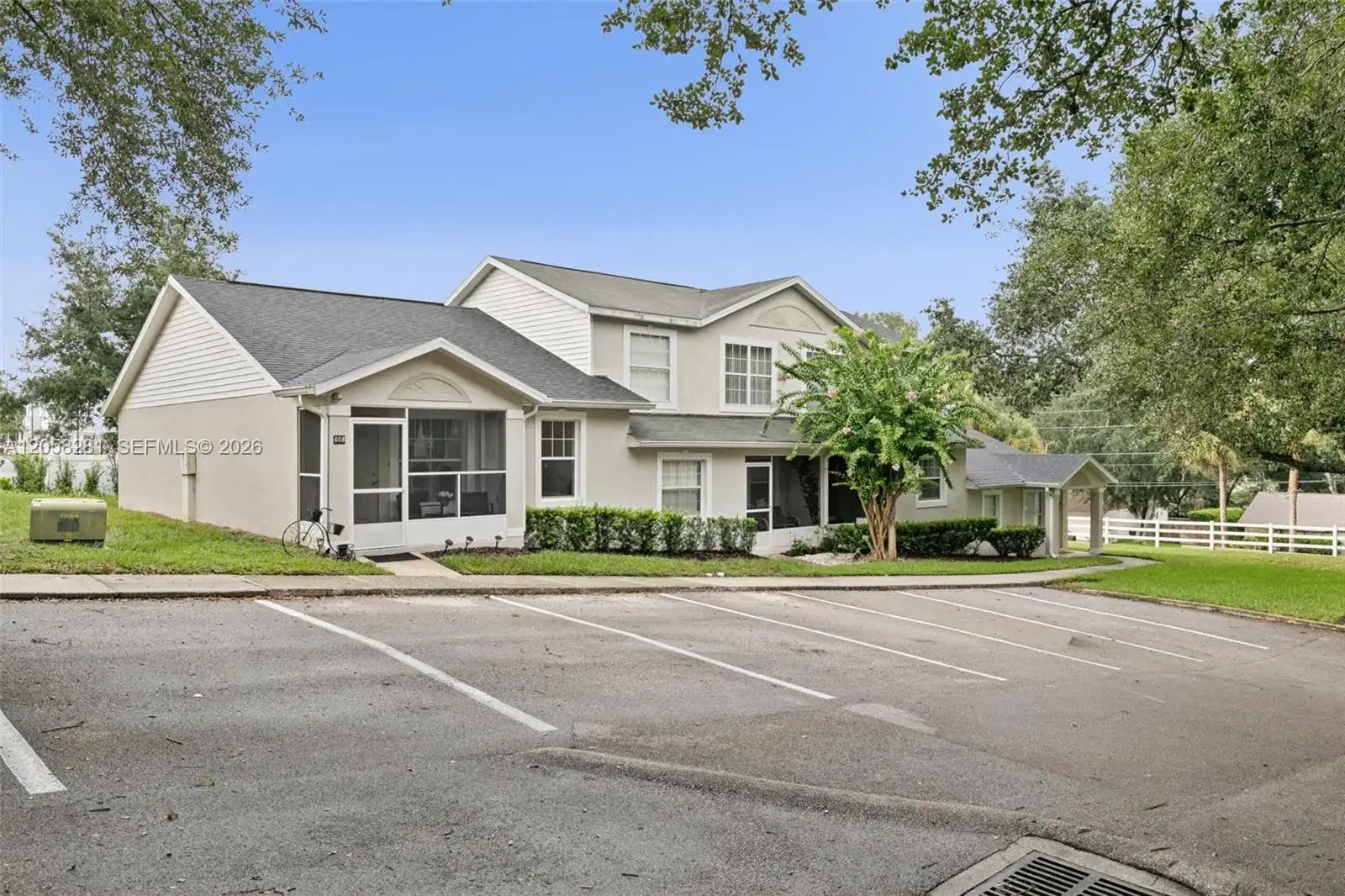 608 S Grand Hwy, Clermont FL 34711 photo 2
