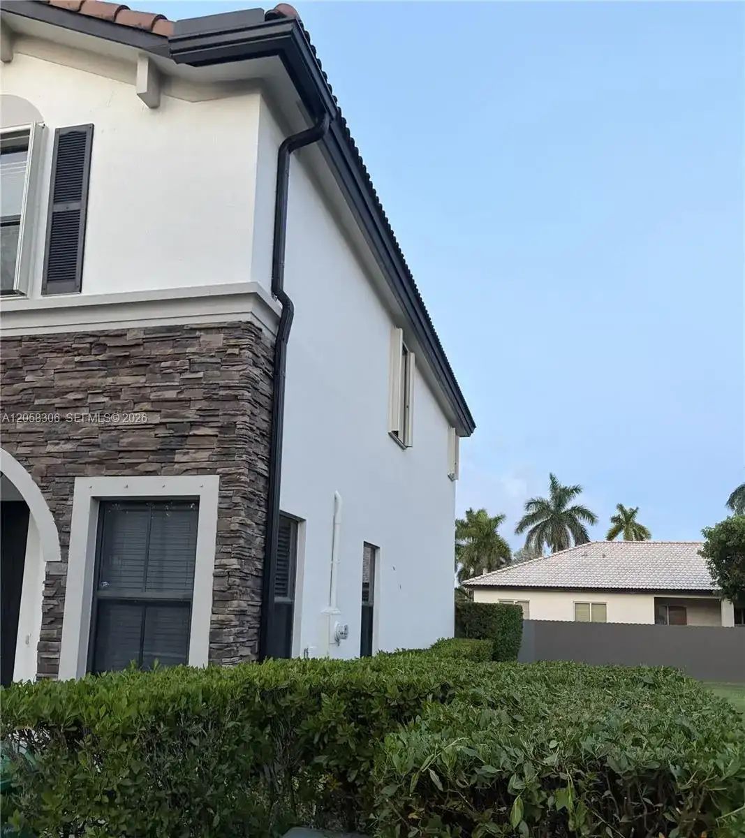 4221 SW 164th Ct, Miami FL 33185 photo 2