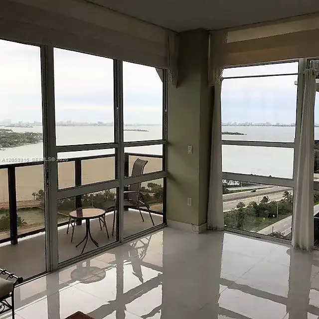 600 NE 36th St # T1, Miami FL 33137 photo 5