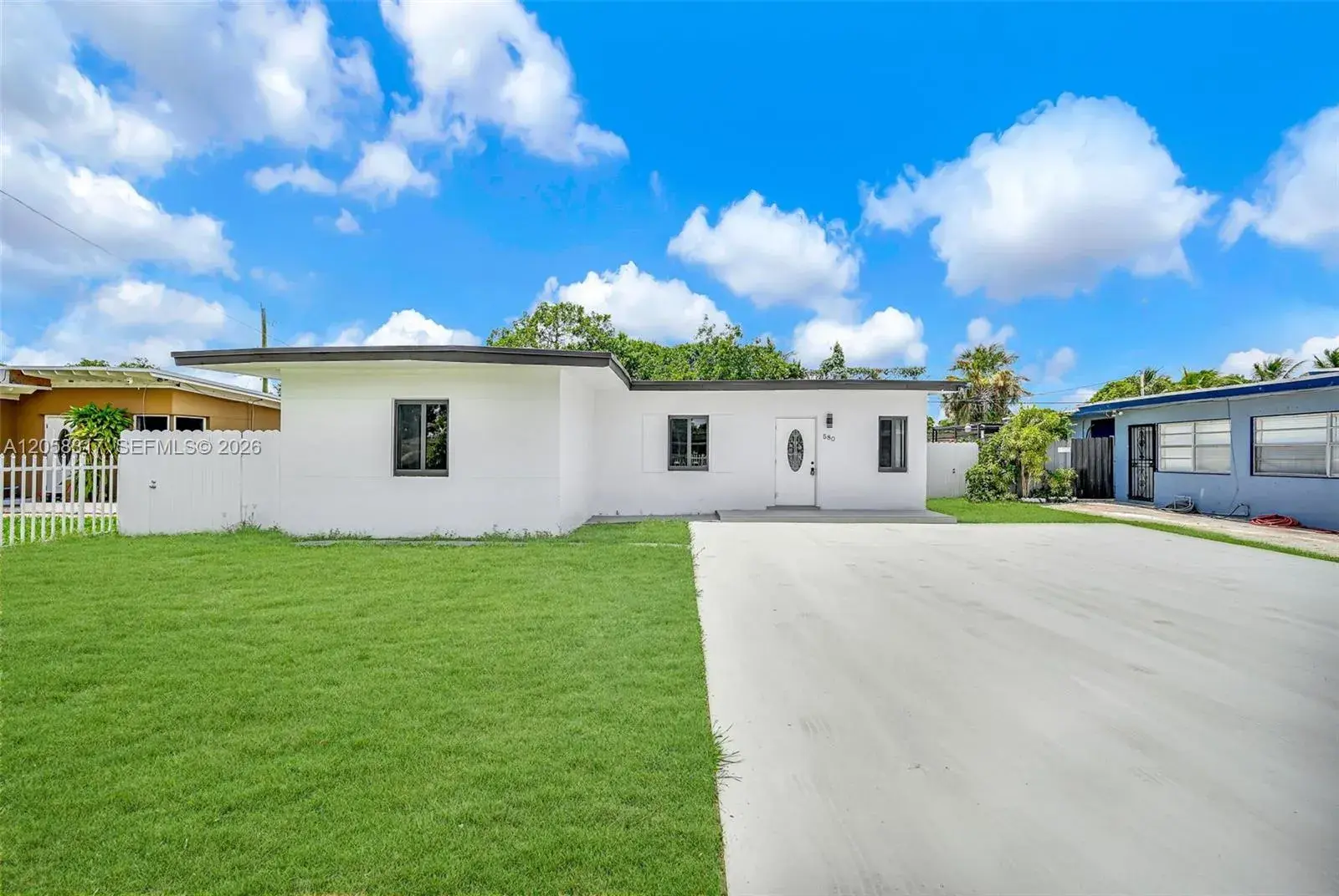 580 NW 116th Ter, Miami FL 33168