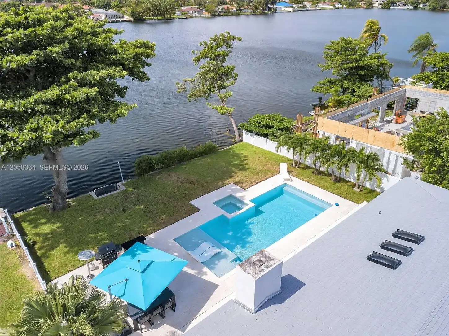 20950 NE 25th Ct, Miami FL 33180
