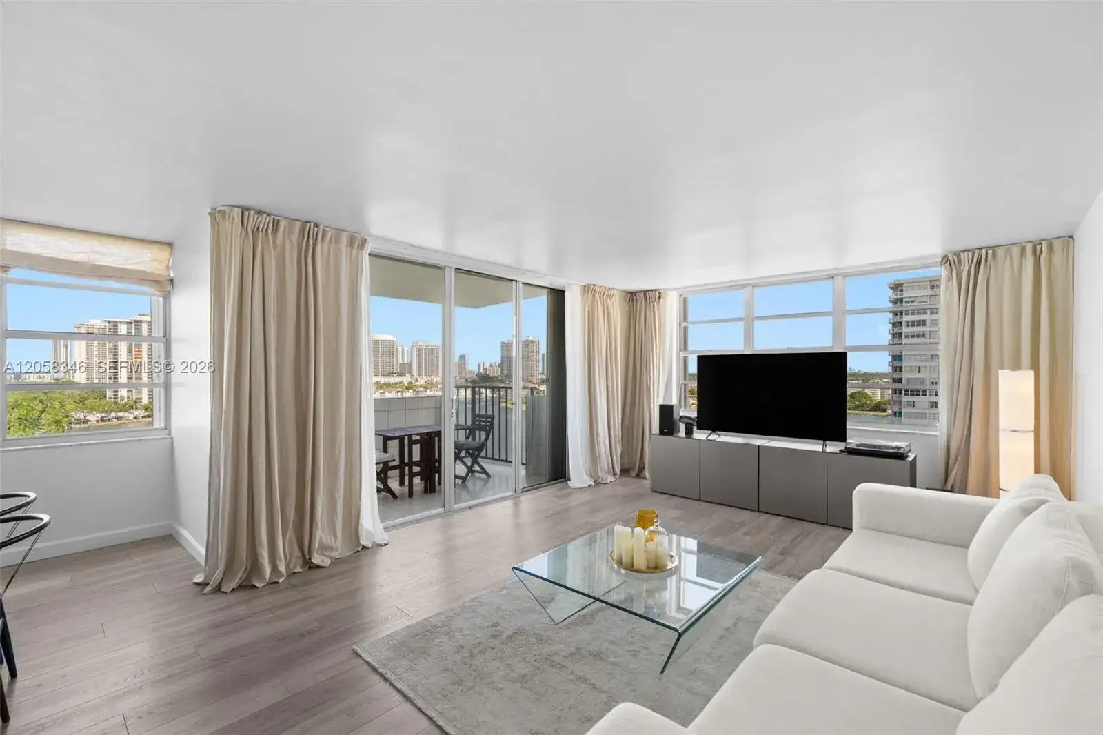 2780 NE 183rd St # 1216, Aventura FL 33160 photo 4