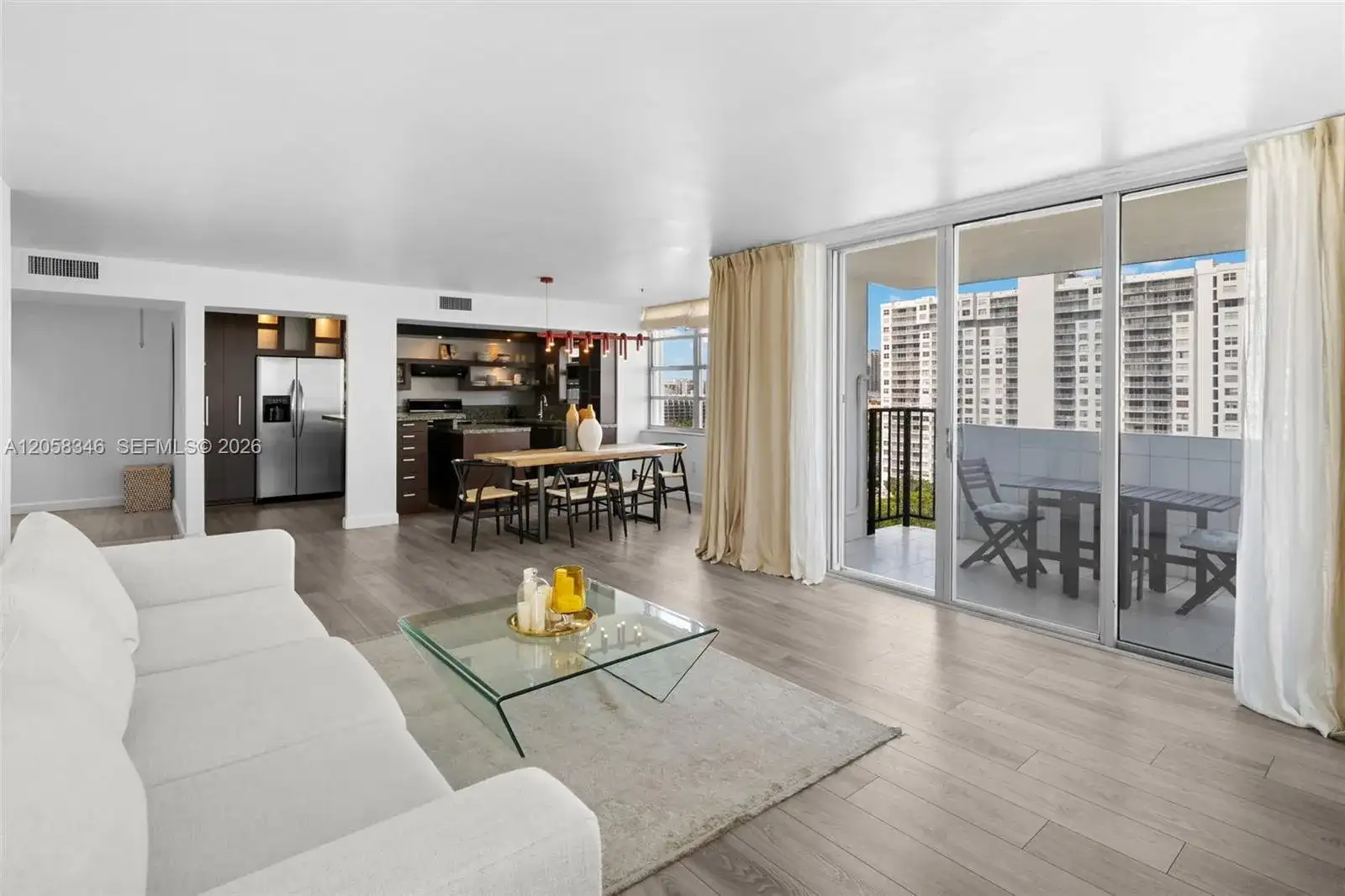 2780 NE 183rd St # 1216, Aventura FL 33160 photo 5