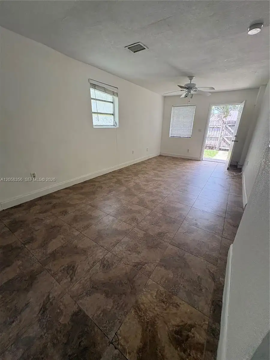 410 Pinecrest Dr # 2, Miami Springs FL 33166 photo 2