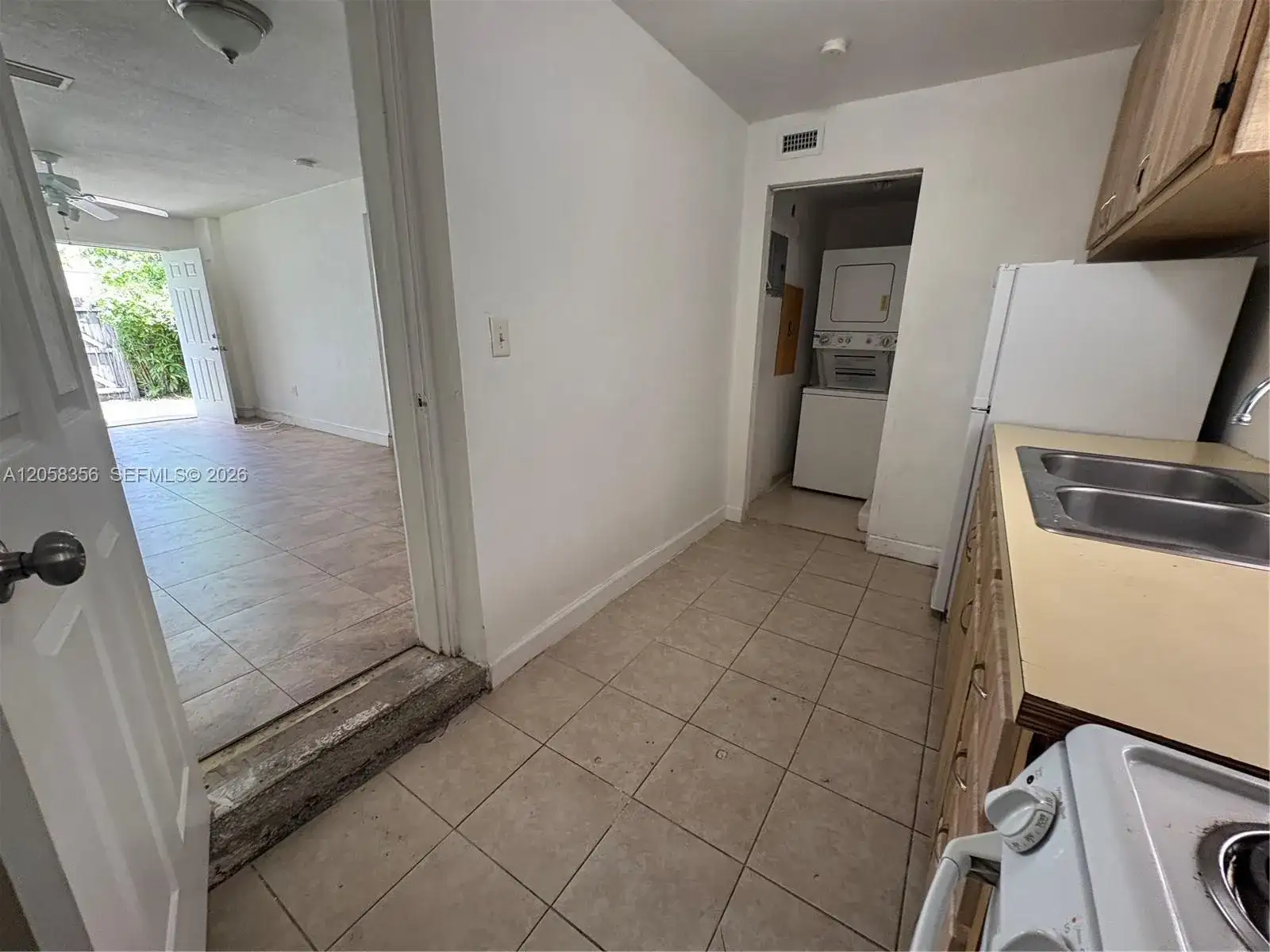 410 Pinecrest Dr # 2, Miami Springs FL 33166 photo 4