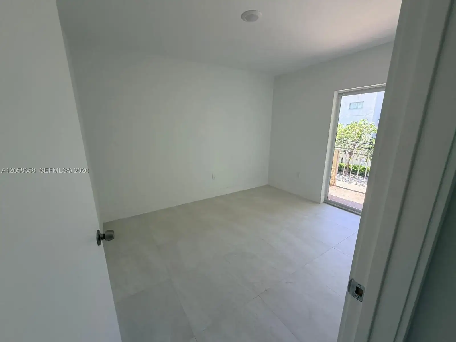 921 SW 7th St # 3, Miami FL 33130 photo 4