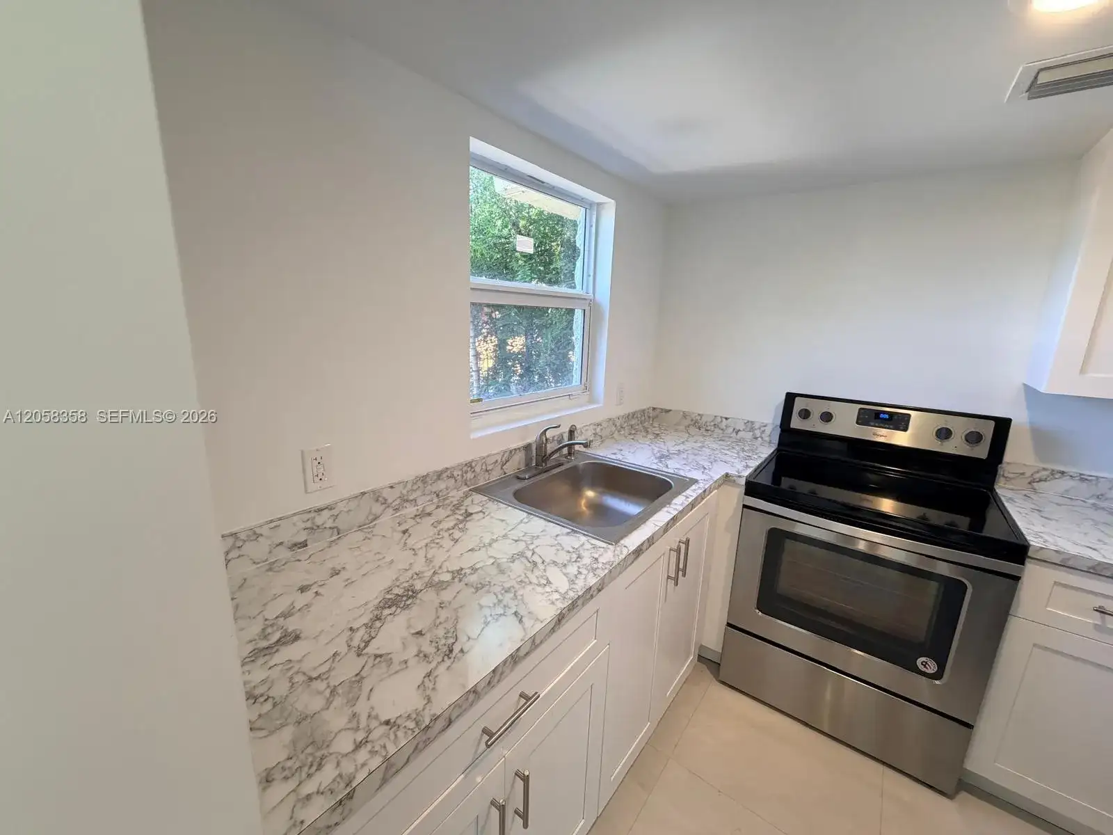 921 SW 7th St # 3, Miami FL 33130 photo 5