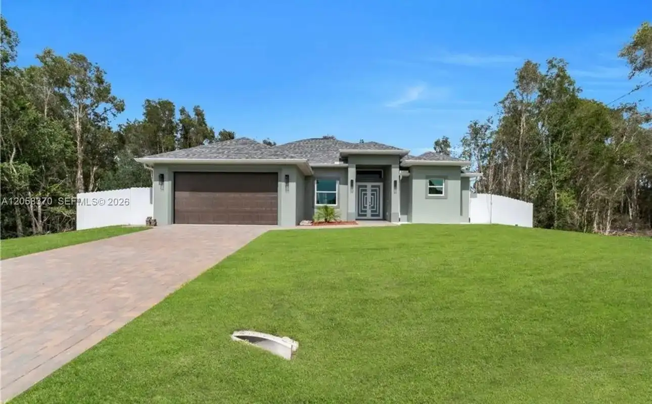 4205 NORA, Lehigh Acres FL 33976