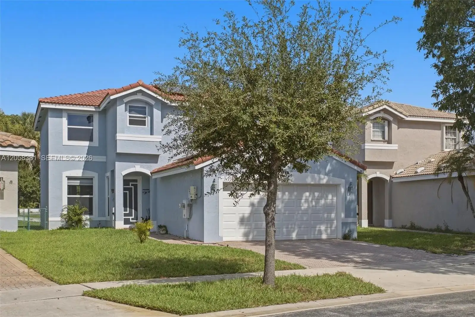2412 SW 164th Ave, Miramar FL 33027 photo 2