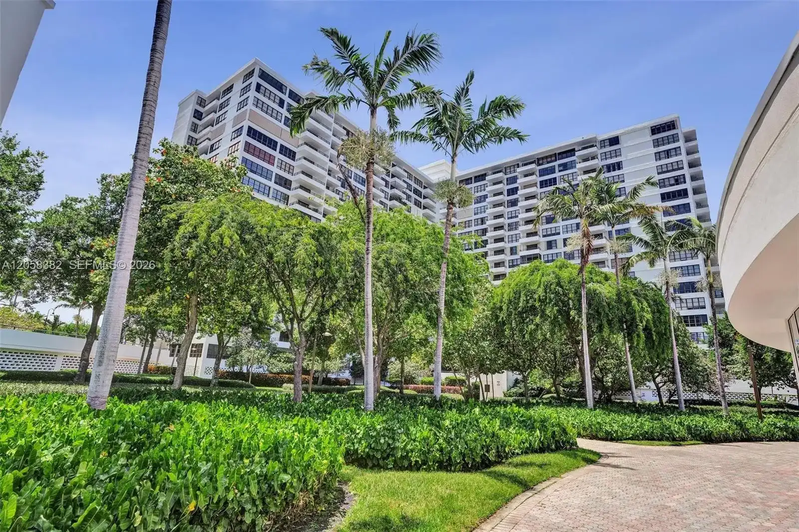 500 Three Islands Blvd # 213, Hallandale Beach FL 33009
