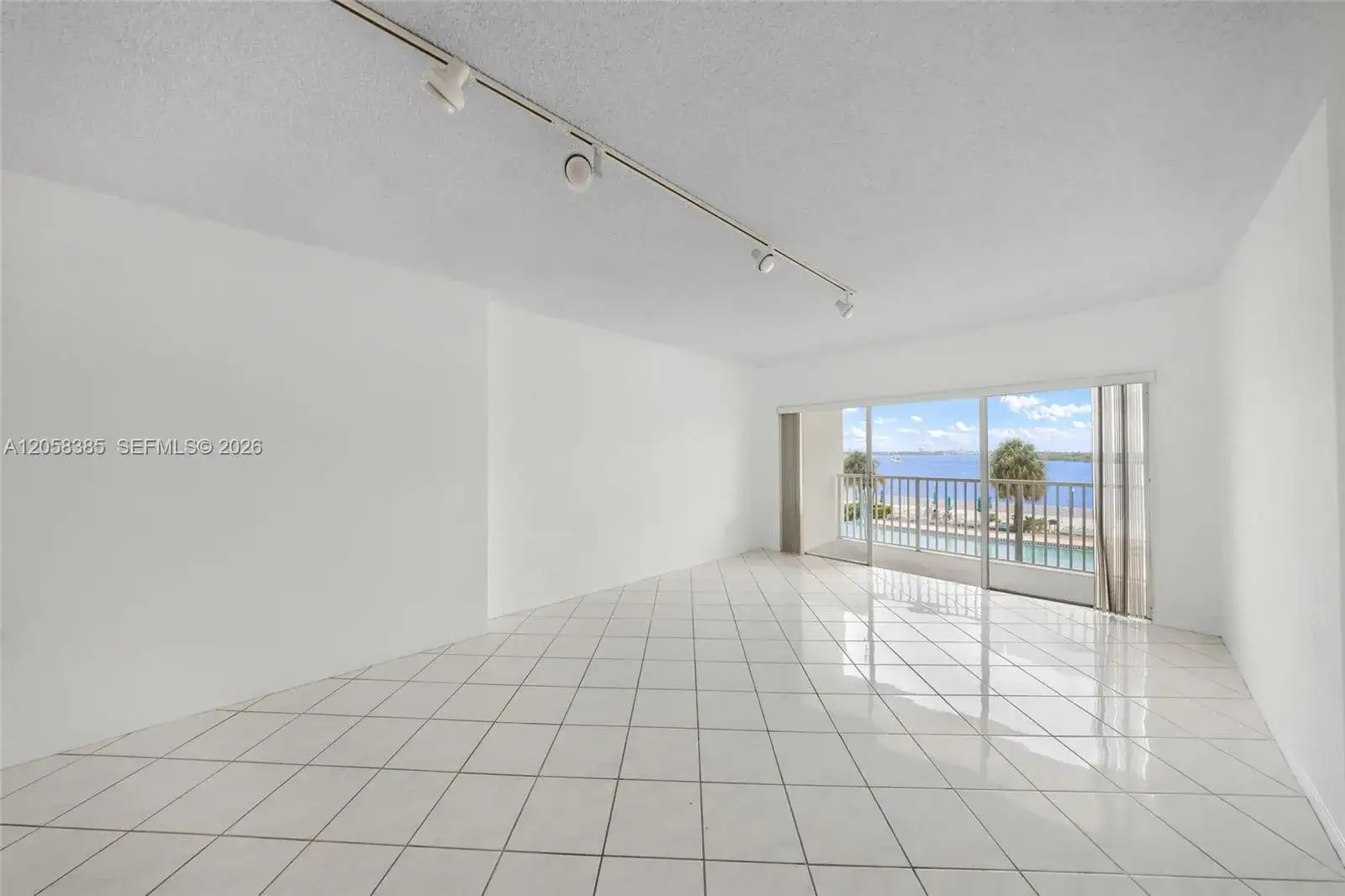 300 Bayview Dr # 202, Sunny Isles Beach FL 33160 photo 5