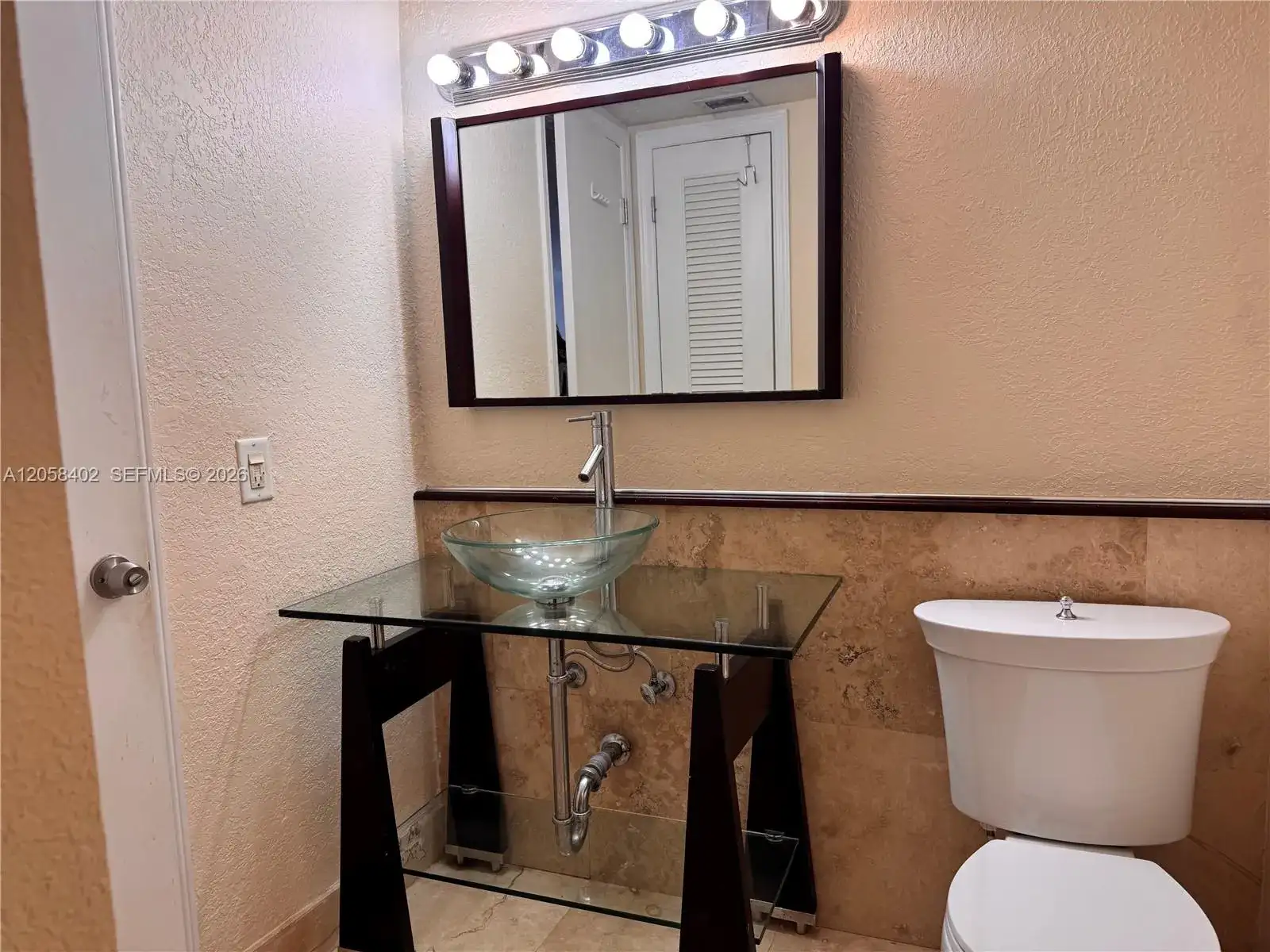 2640 NE 135th St # 406, North Miami FL 33181 photo 5