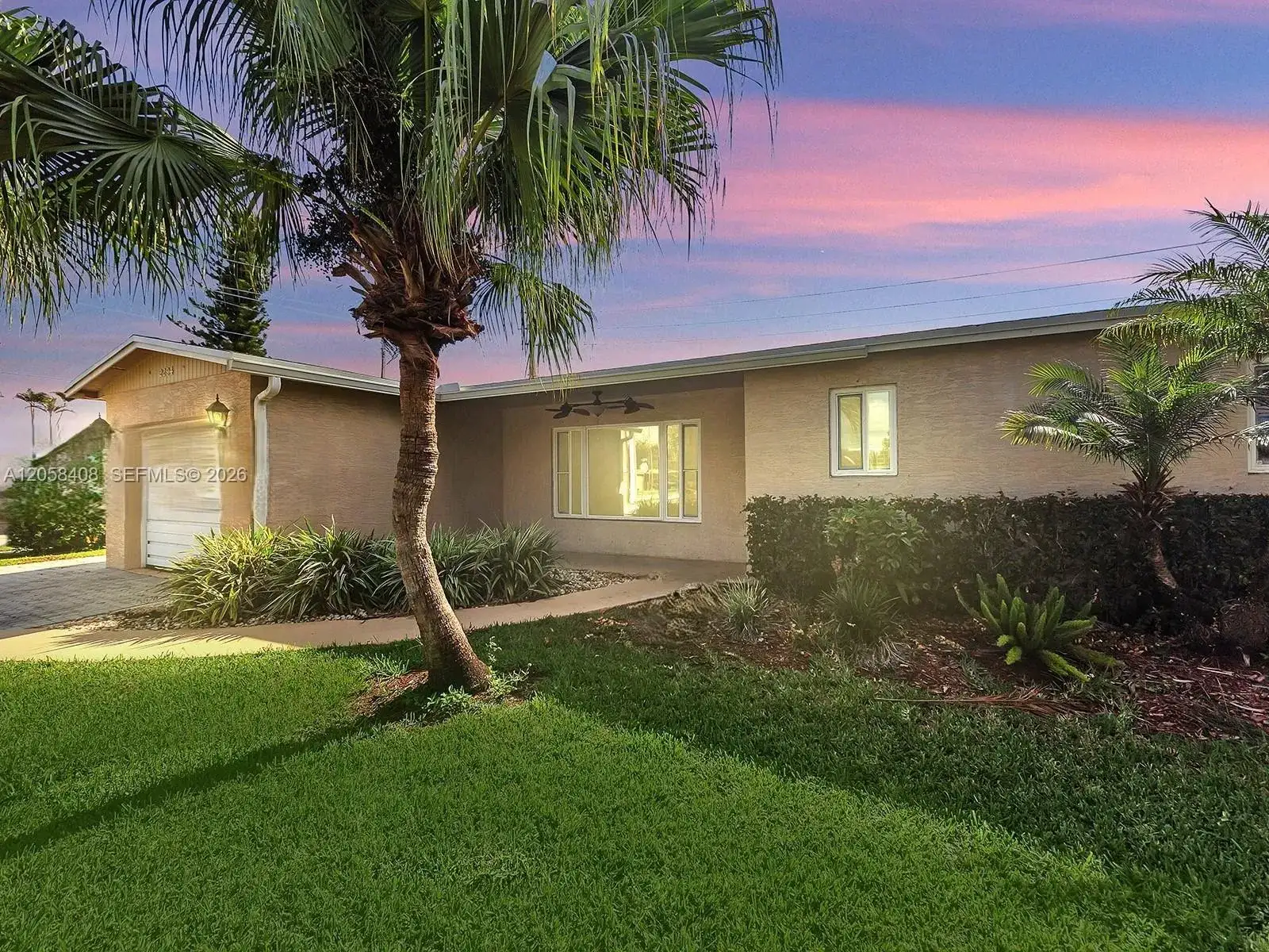 2294 NW 63rd Ave, Margate FL 33063 photo 2
