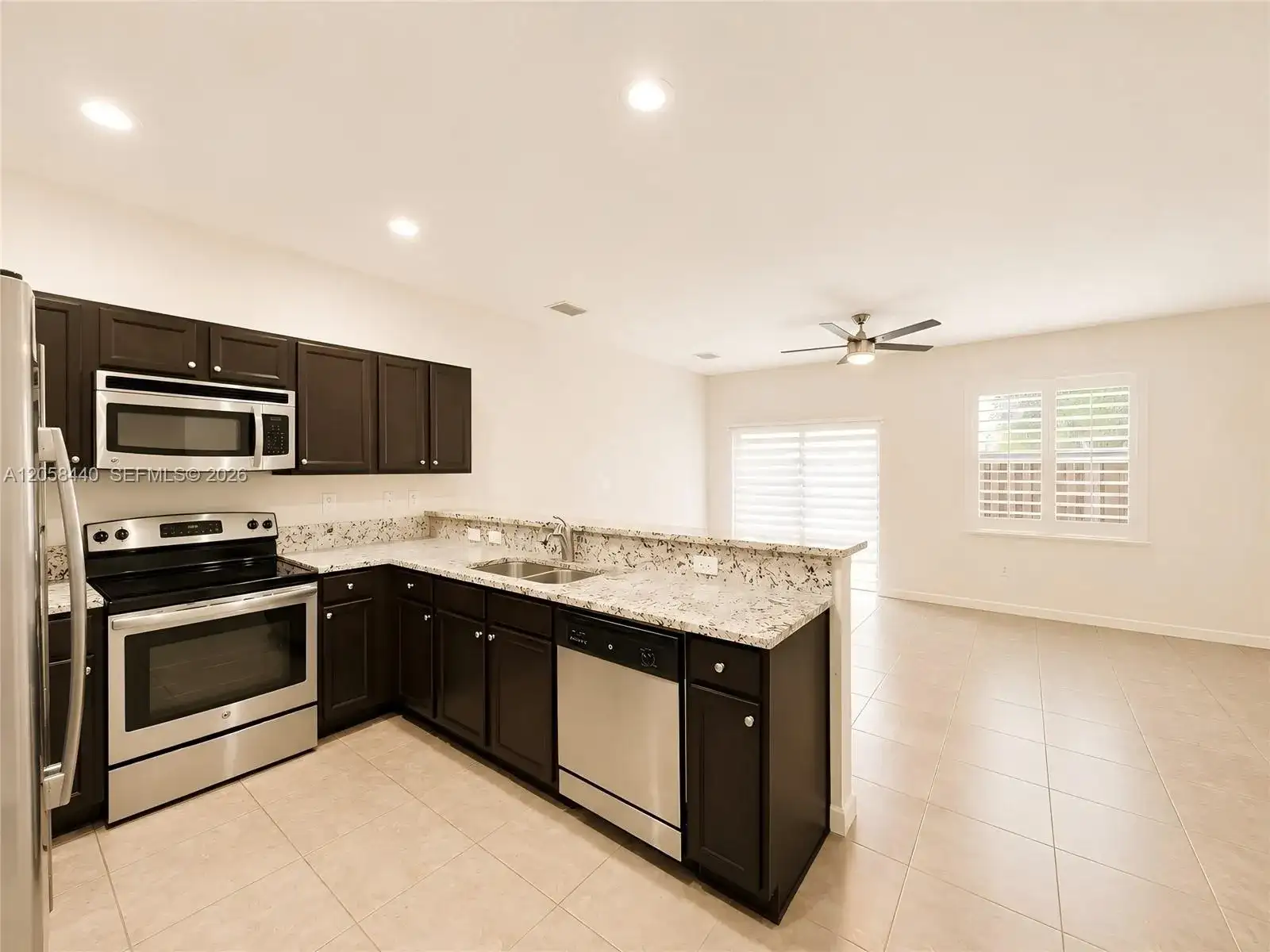 11362 SW 151st Ave, Miami FL 33196 photo 4