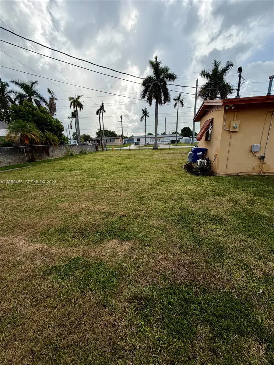 10701 SW 149th St, Miami FL 33176