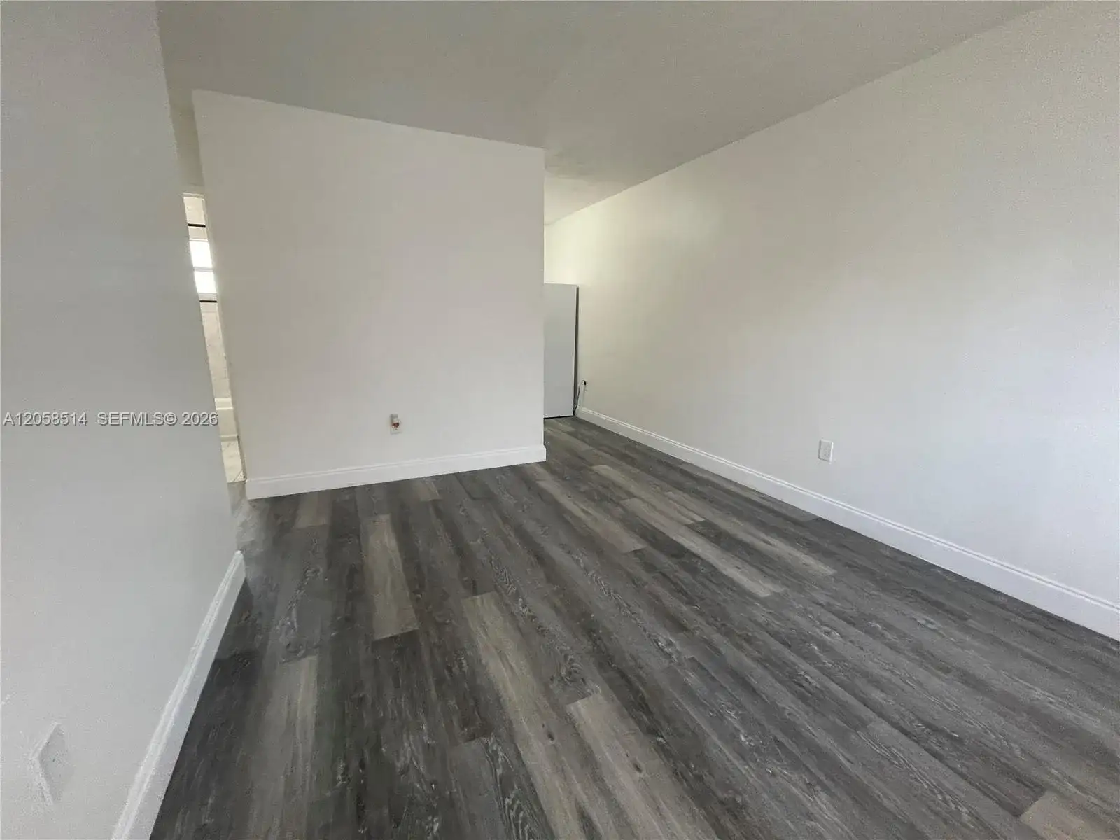 15940 NE 19th Ct # 2, North Miami Beach FL 33162 photo 2