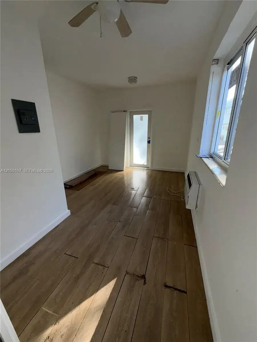 1026 Euclid Ave # 10, Miami Beach FL 33139 photo 2