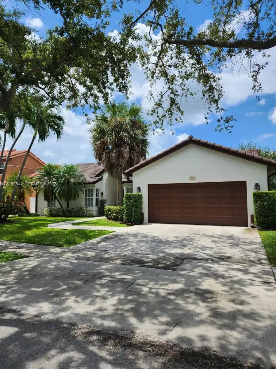 19640 NW 87th Pl # 19640, Hialeah FL 33018