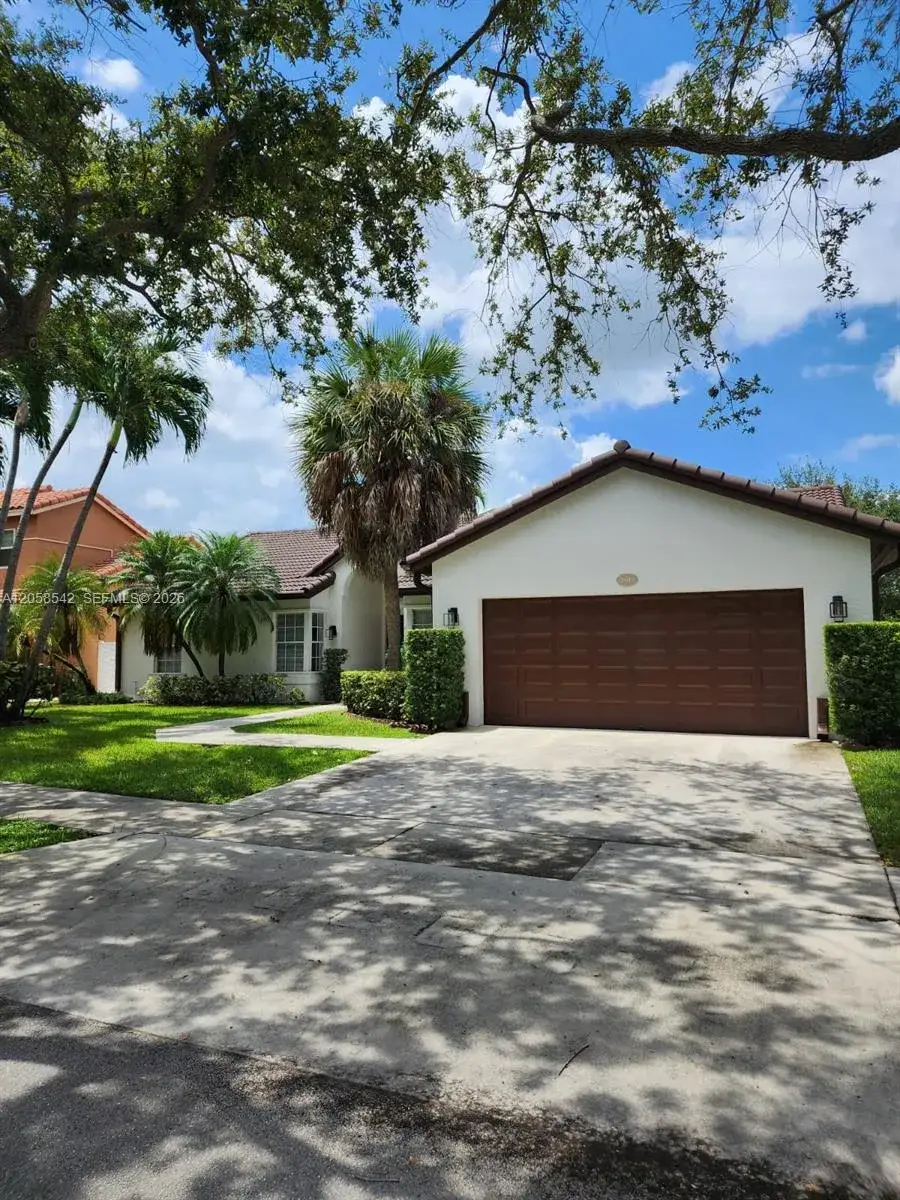 19640 NW 87th Pl # 19640, Hialeah FL 33018