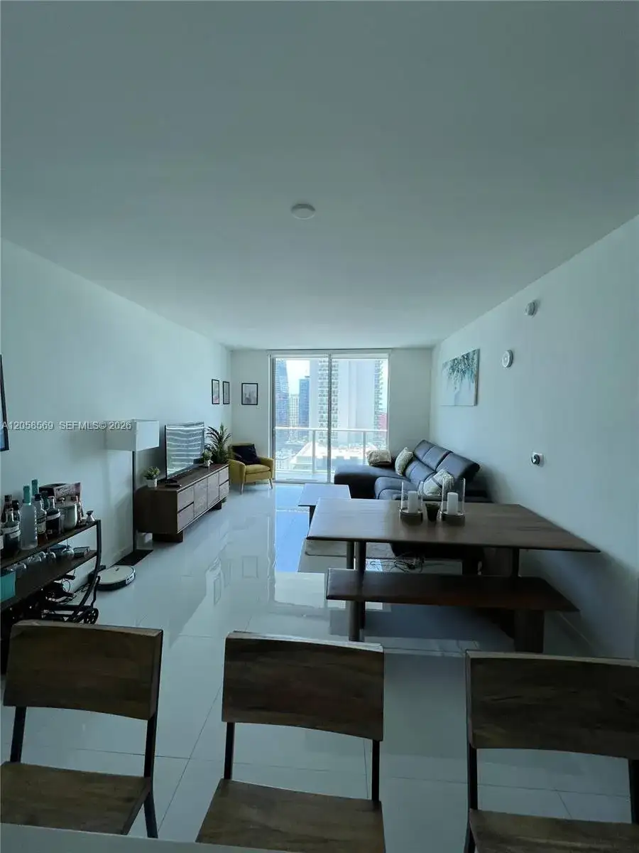 1100 S Miami Ave # 2904, Miami FL 33130 photo 2