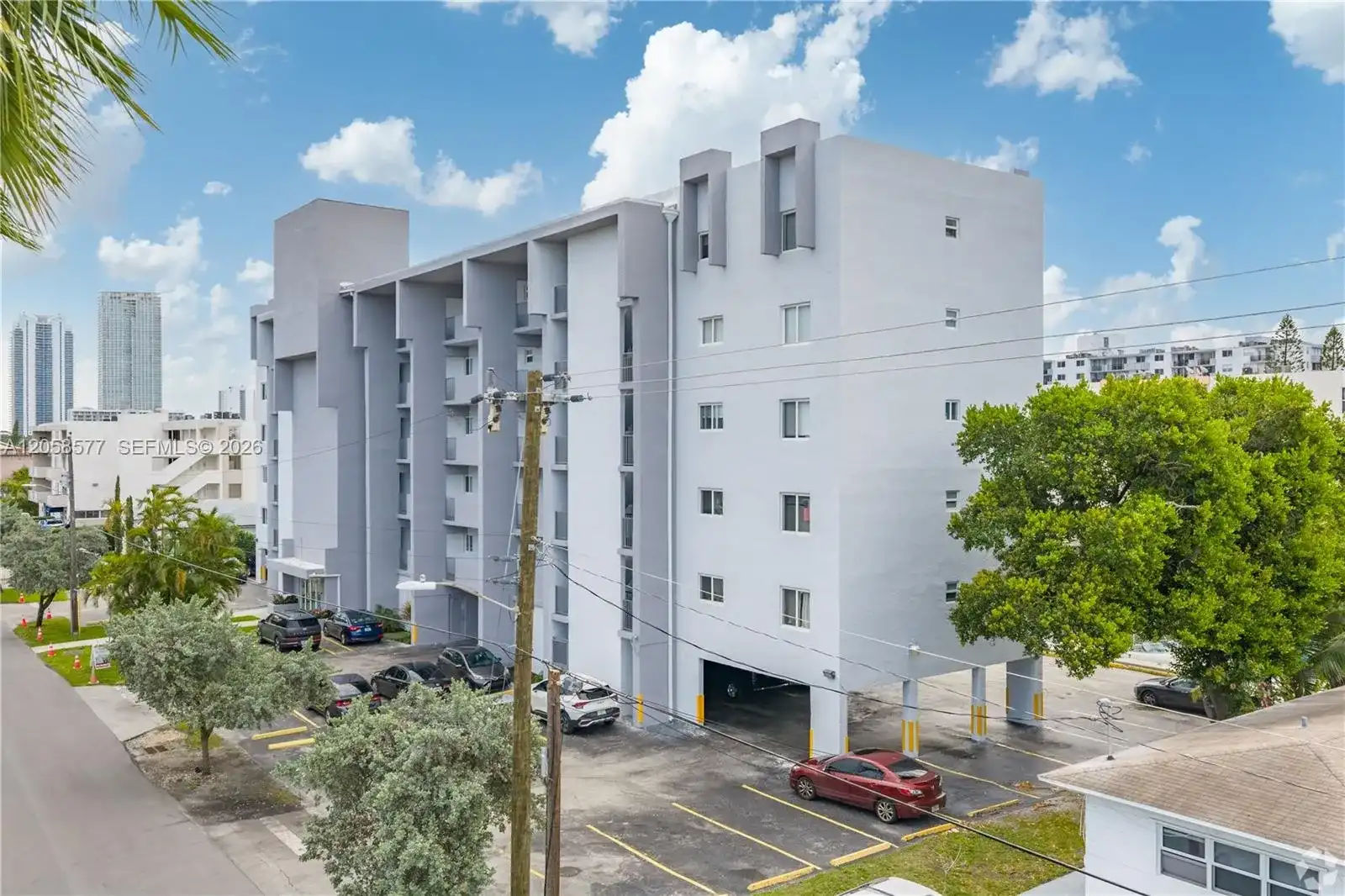 3626 NE 168th St # 202, North Miami Beach FL 33160