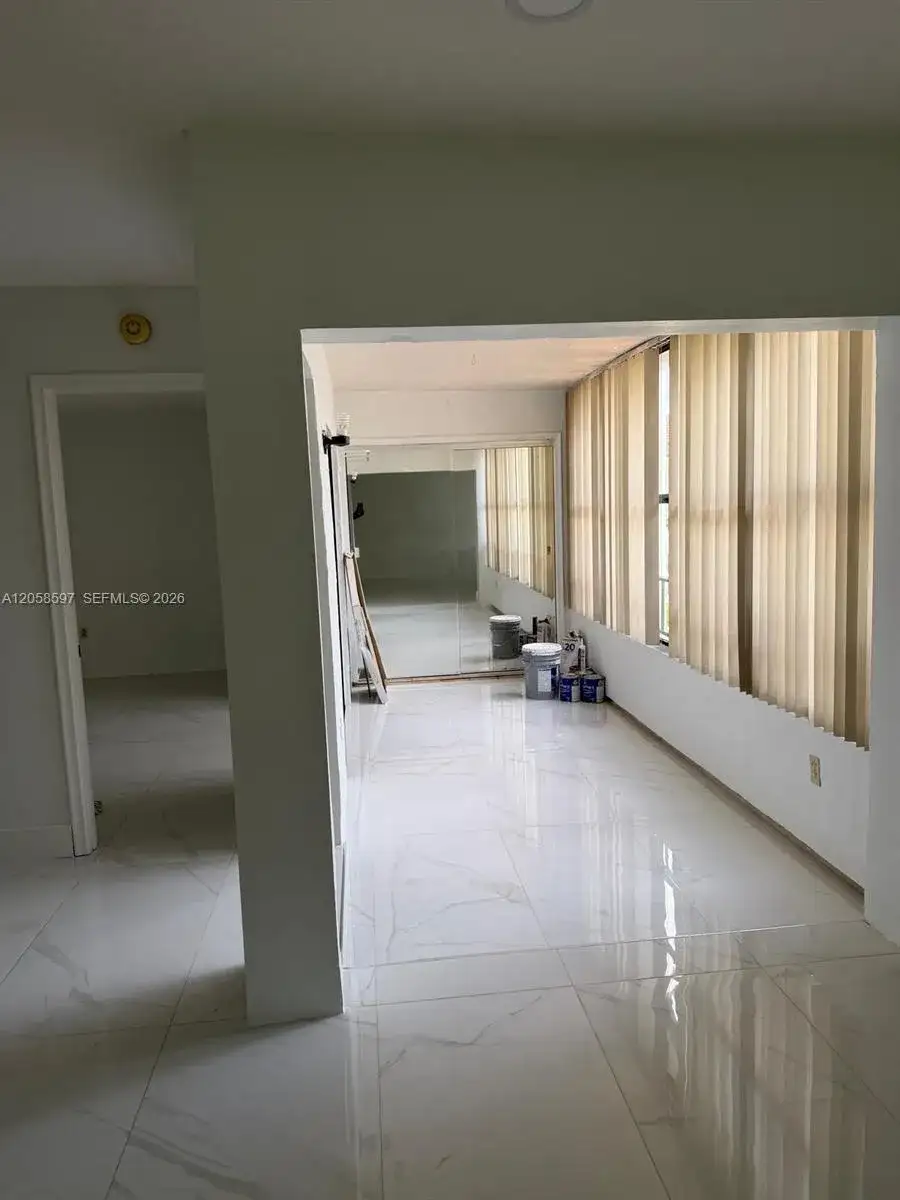 10875 NW 7th St # 36, Miami FL 33172 photo 5