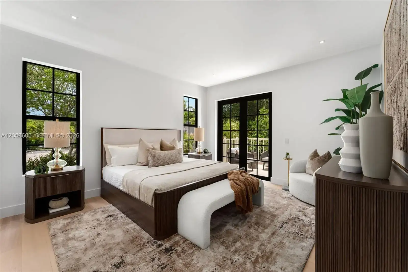 3372 Charles Ave, Miami FL 33133 photo 4