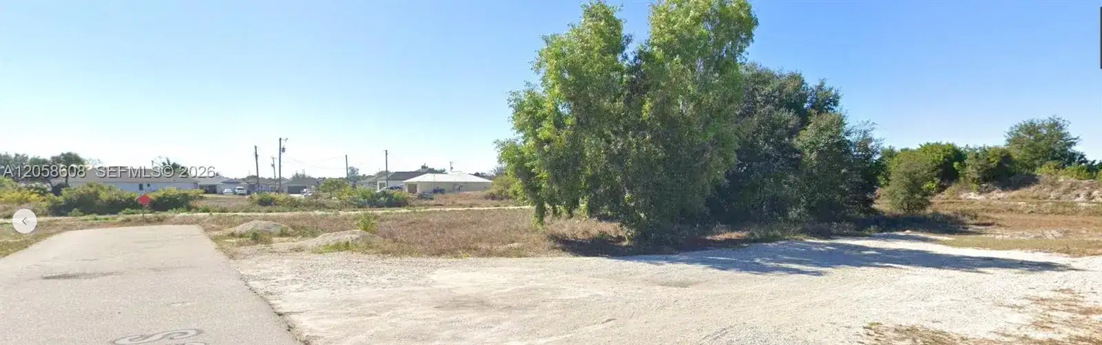 2908 Donald Ave S, Lehigh Acres FL 33976 photo 3