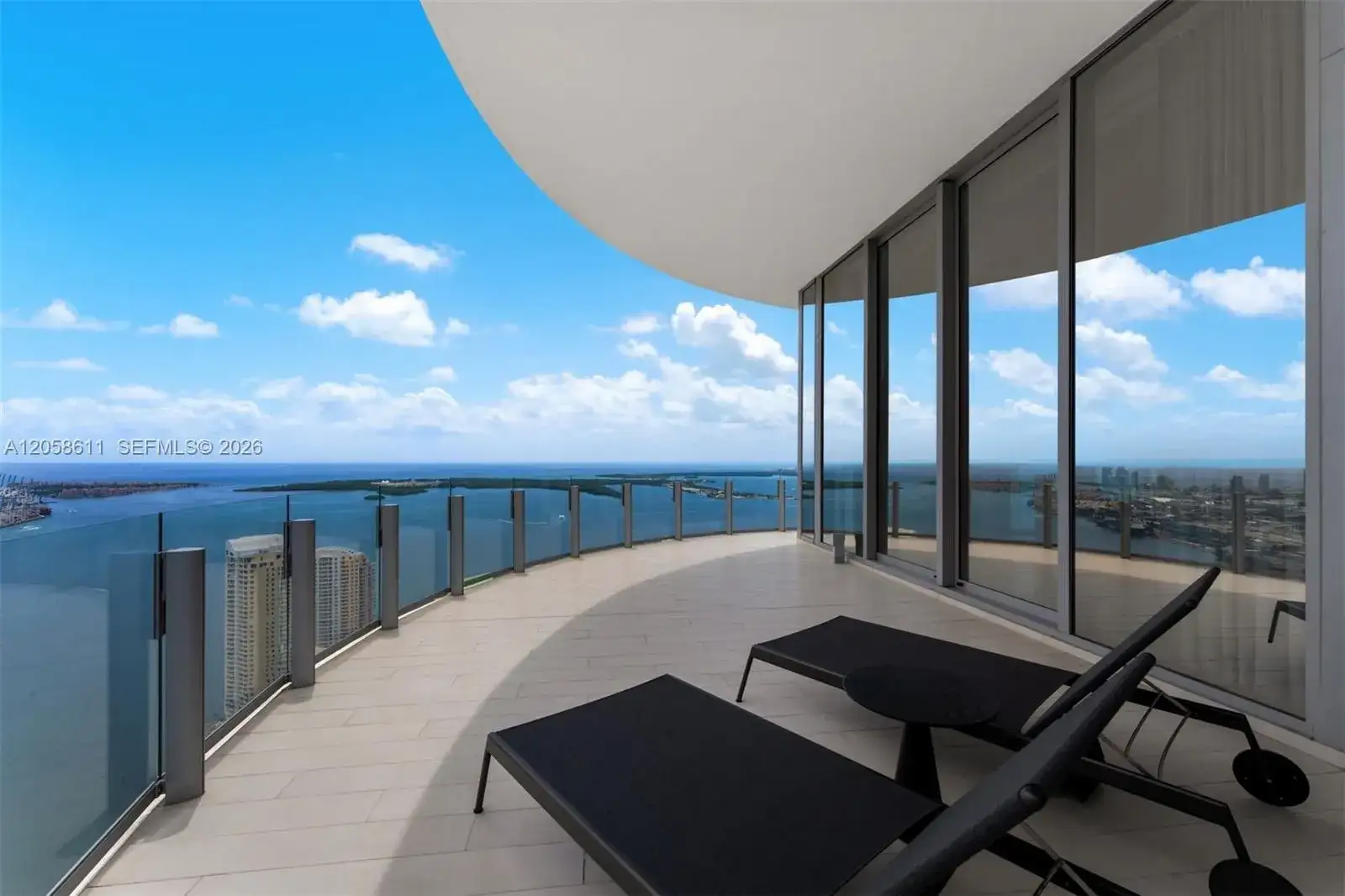300 Biscayne Boulevard Way # 5801C, Miami FL 33131 photo 4