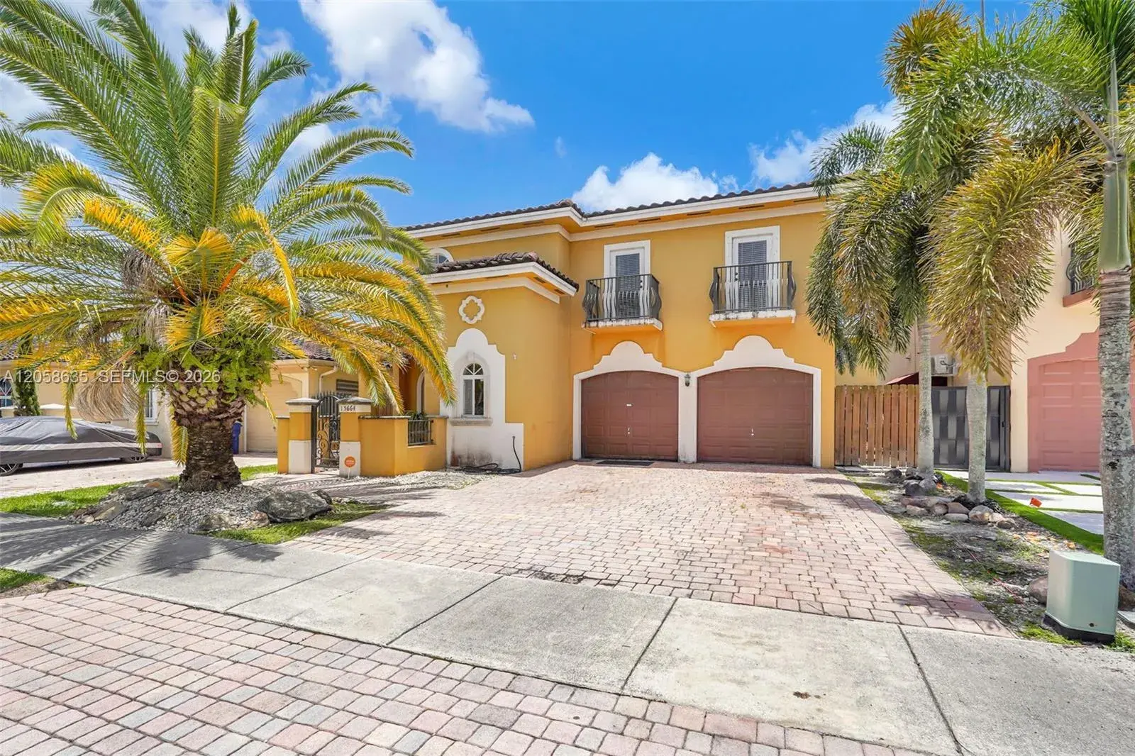15664 SW 12th Ter, Miami FL 33194