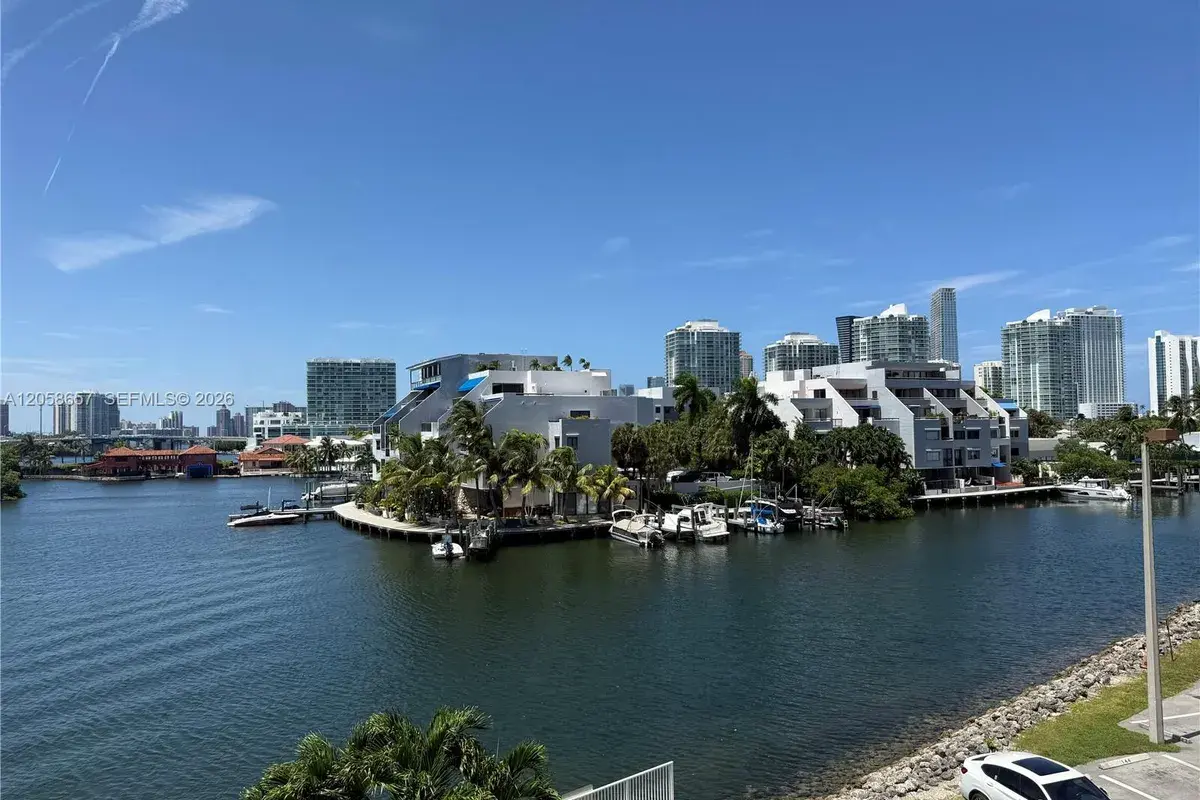 400 Kings Point Dr # 311, Sunny Isles Beach FL 33160