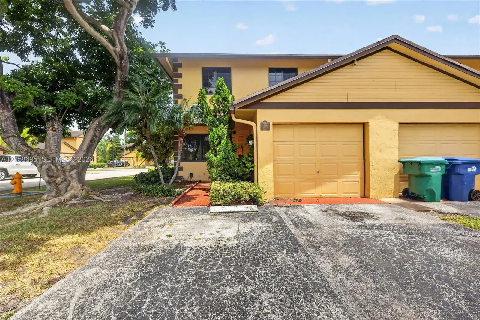 1130 NE 210th Ter, Miami FL 33179