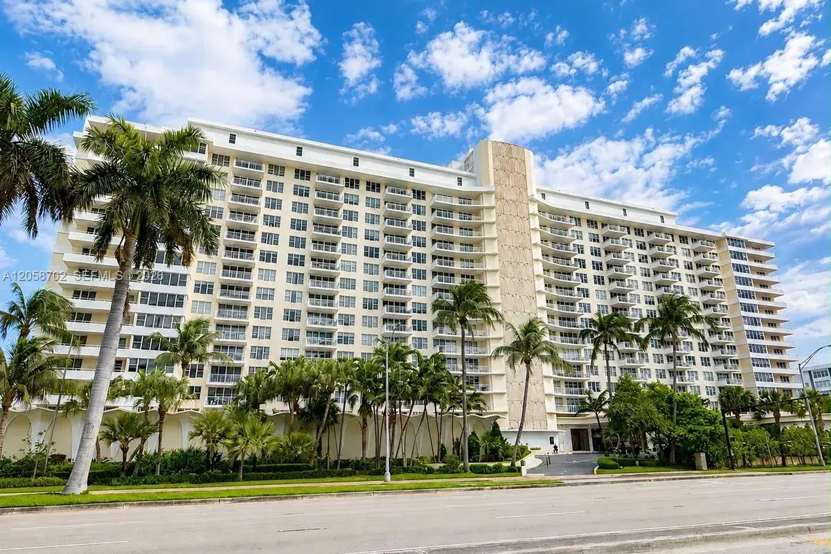 5600 Collins Ave # 17U, Miami Beach FL 33140