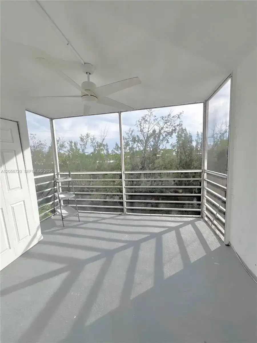 3660 NE 166th St # 405, North Miami Beach FL 33160 photo 4