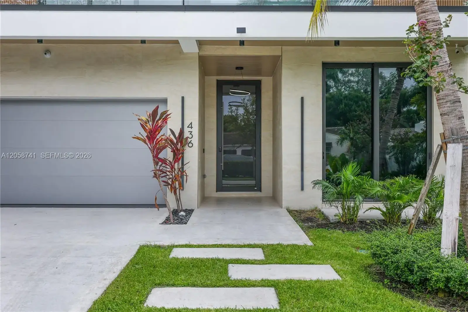 436 NE 10th Ave, Fort Lauderdale FL 33301 photo 4