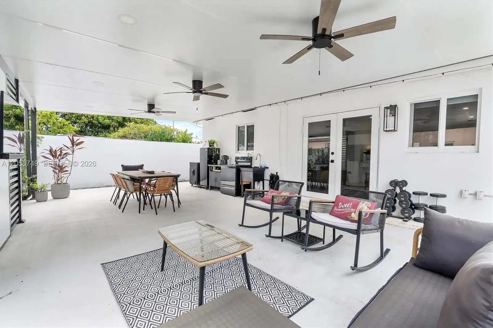 6100 NW 2nd St, Miami FL 33126 photo 3