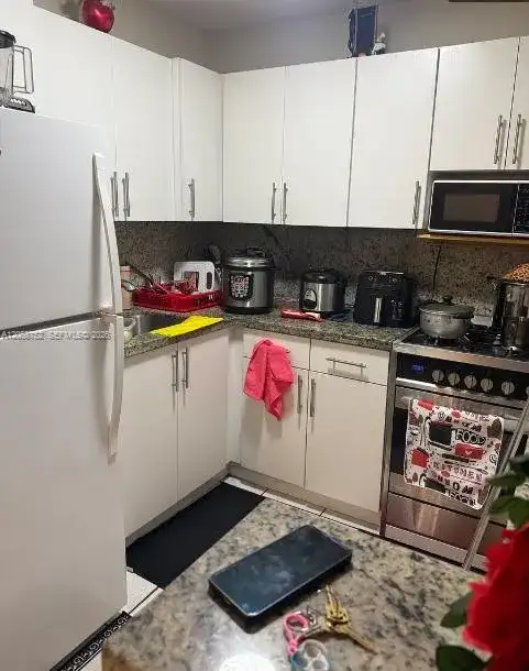 1330 W 54th St # 221C, Hialeah FL 33012 photo 2
