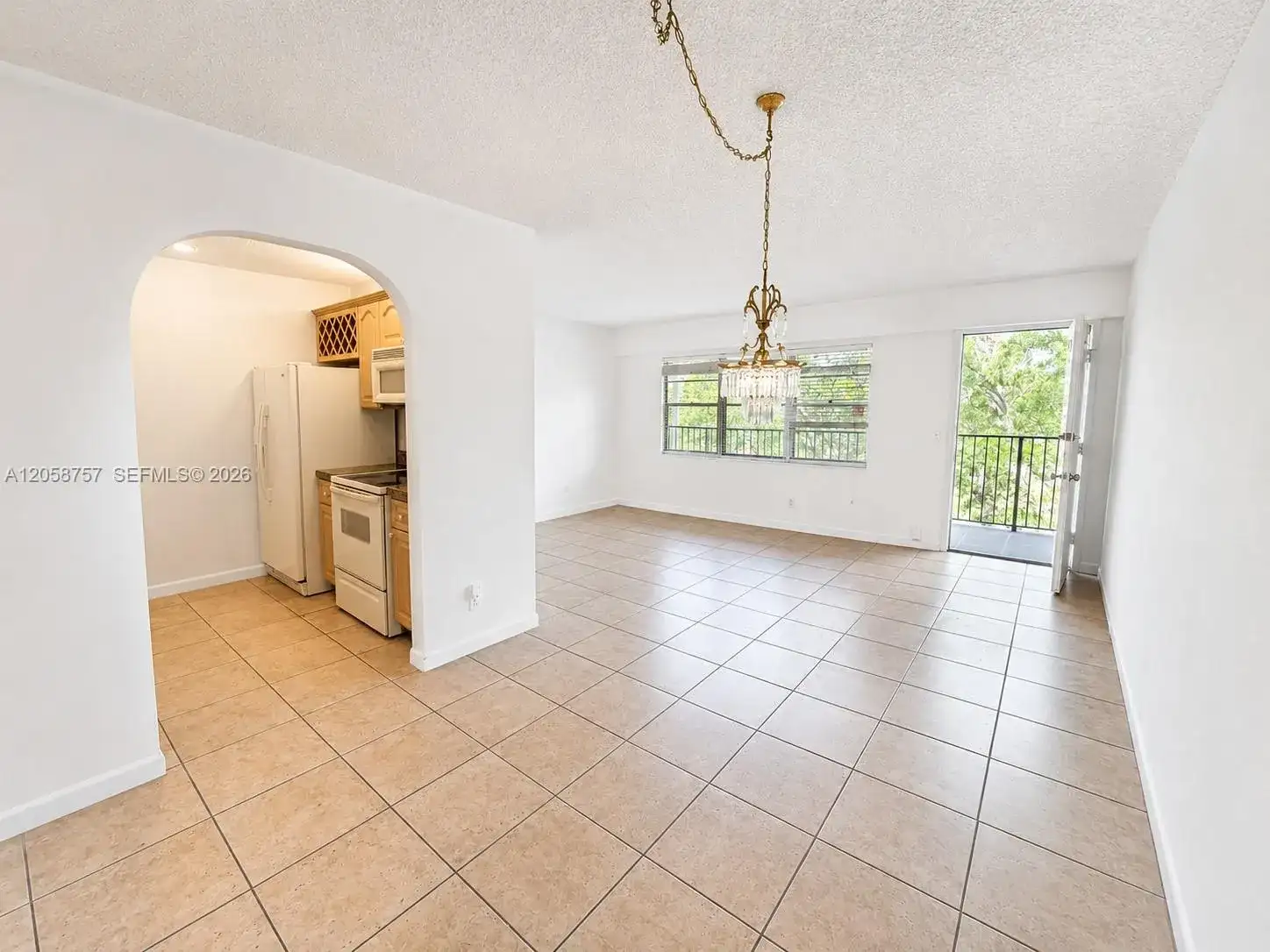 1301 SW 135th Ter # 406J, Pembroke Pines FL 33027 photo 2
