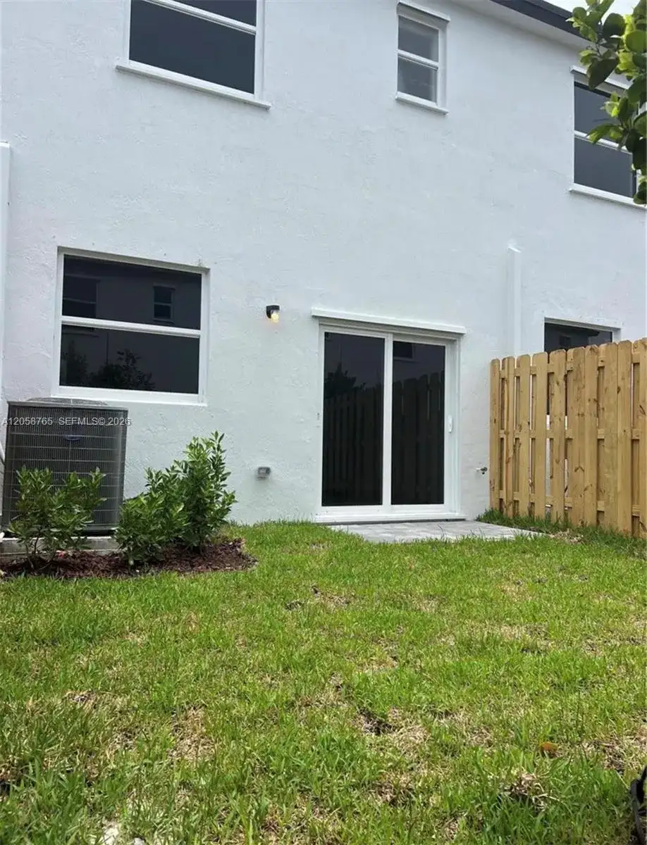 17932 SW 357th Ter, Homestead FL 33034 photo 2