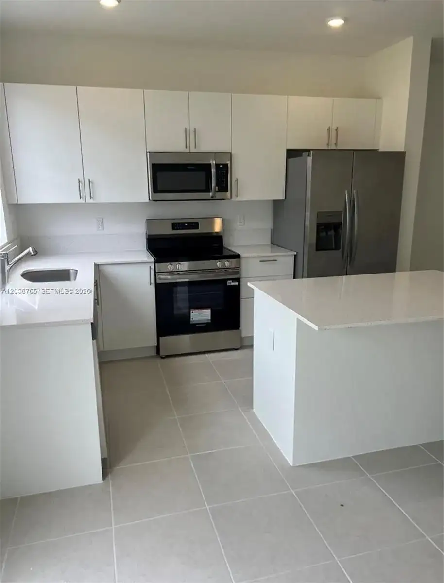 17932 SW 357th Ter, Homestead FL 33034 photo 4