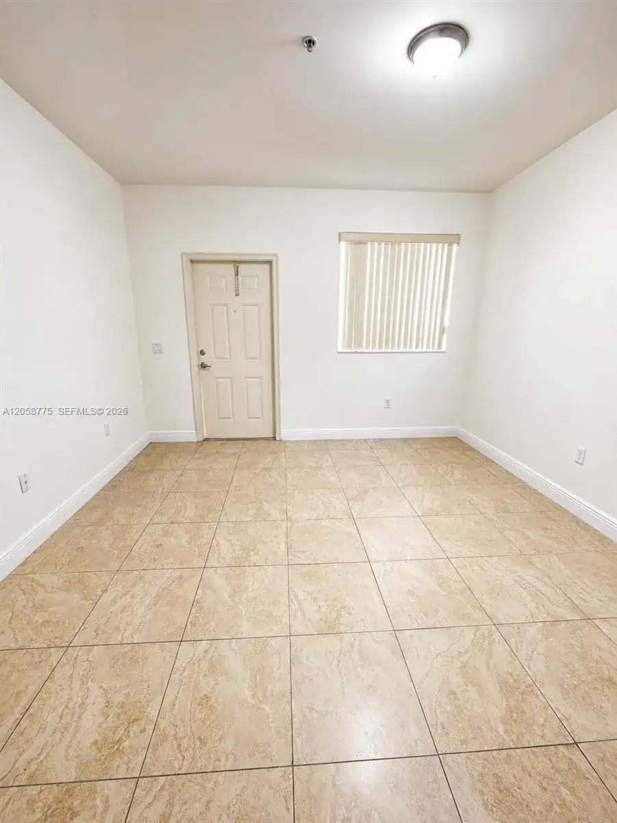 18120 NW 59th Ave # 203, Hialeah FL 33015 photo 3