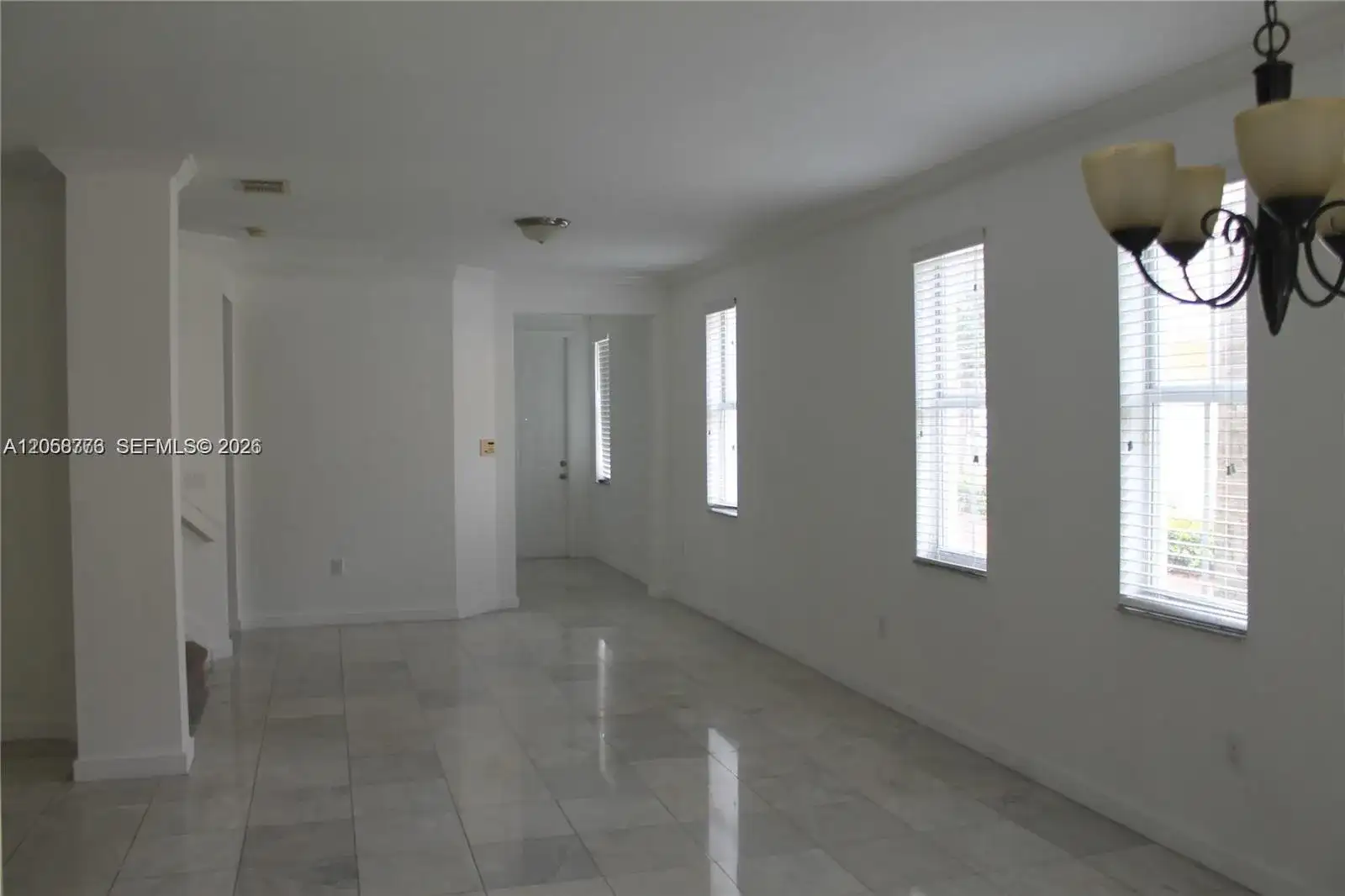 10770 NW 74th Ln, Doral FL 33178 photo 5