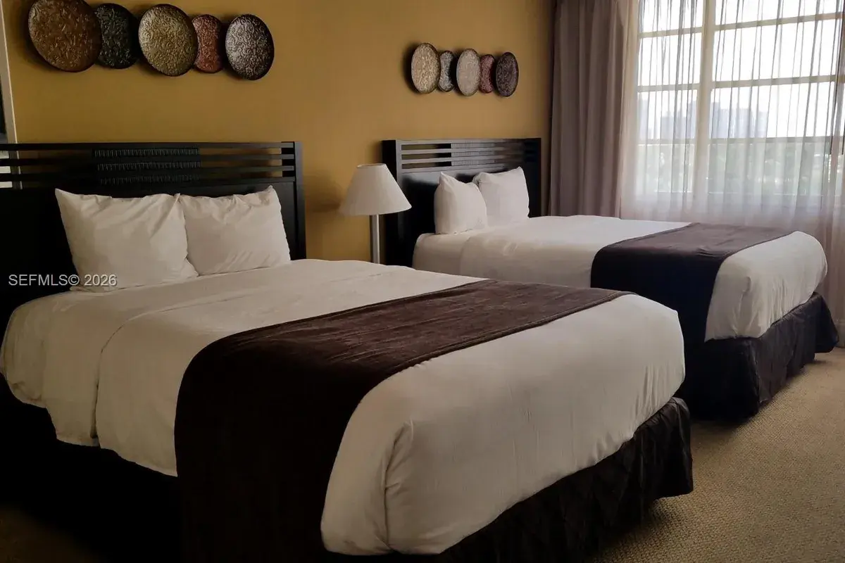 19201 Collins Ave # 429, Sunny Isles Beach FL 33160