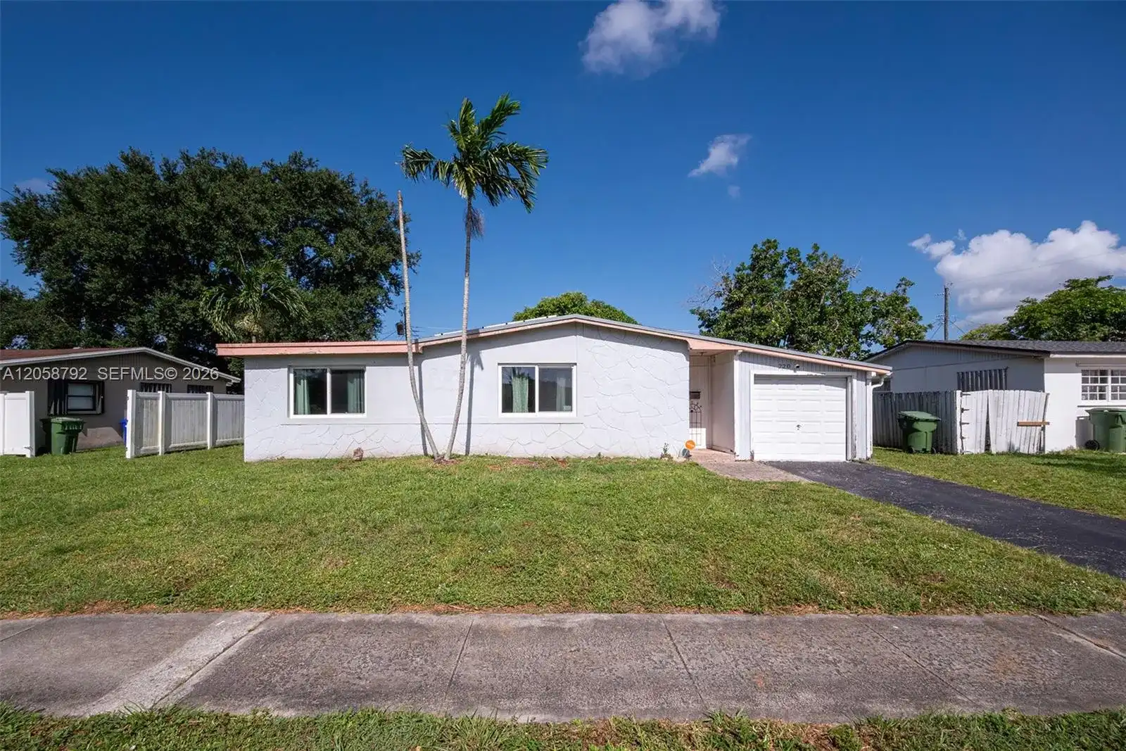 220 SW 65th Ave, Pembroke Pines FL 33023