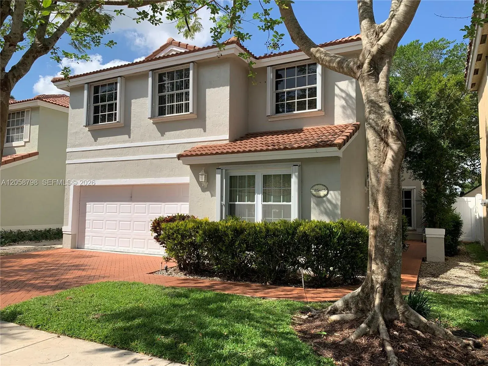 818 Garnet Cir, Weston FL 33326 photo 2