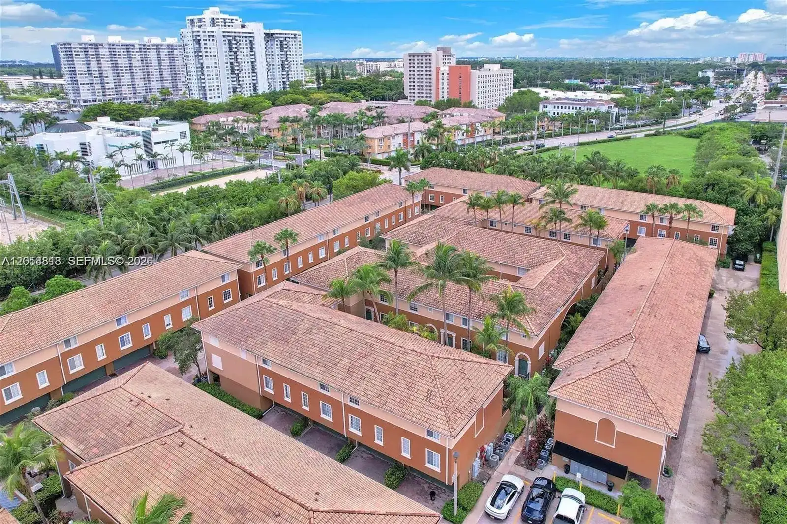 2845 NE 185th St # 903, Aventura FL 33180 photo 5