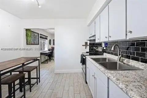 5120 SW 26th Ave # 2, Dania Beach FL 33312 photo 2