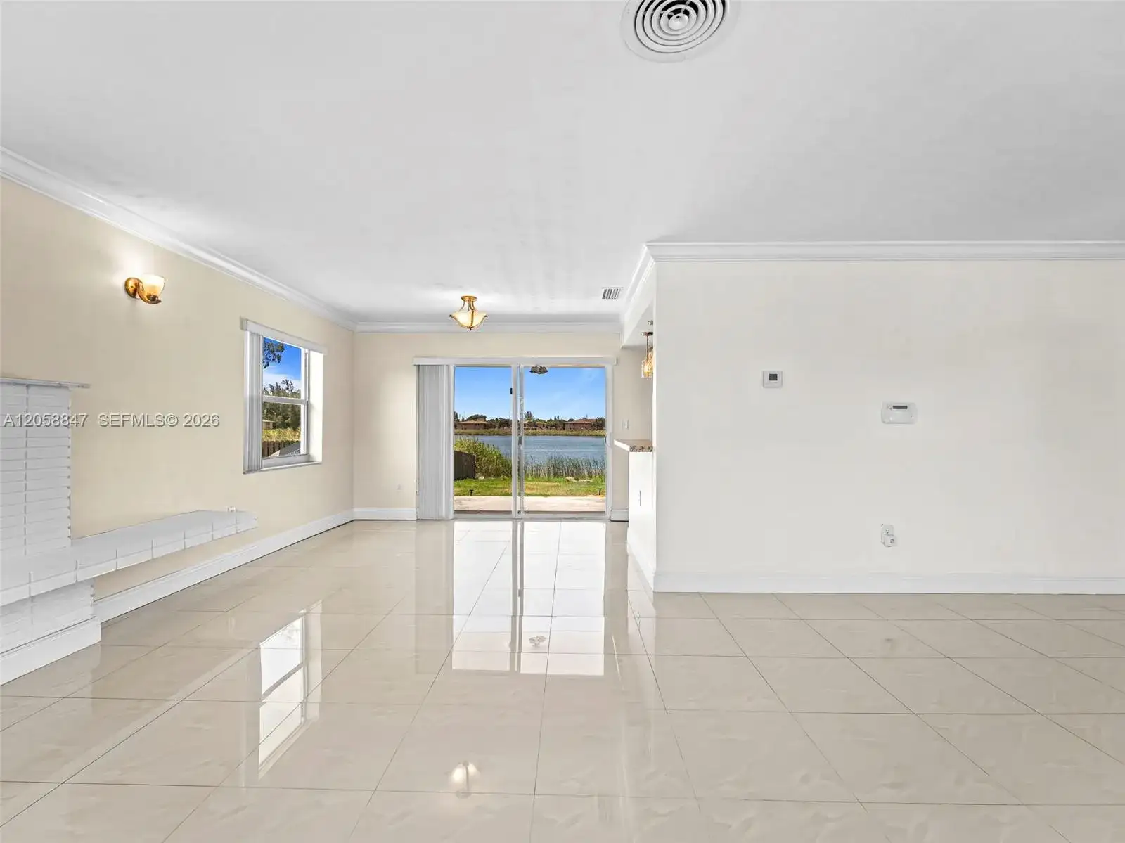 2045 NW 115th St, Miami FL 33167 photo 5
